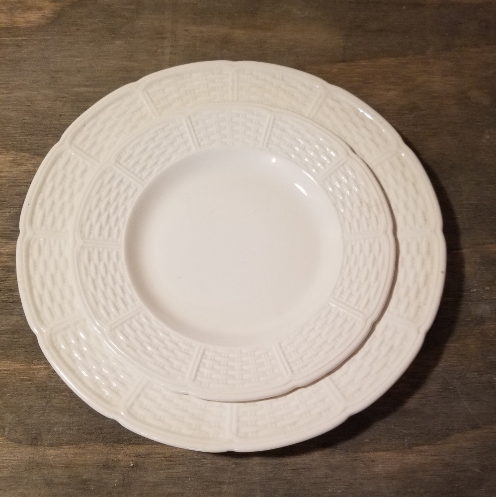 Wedgewood setting for 2
